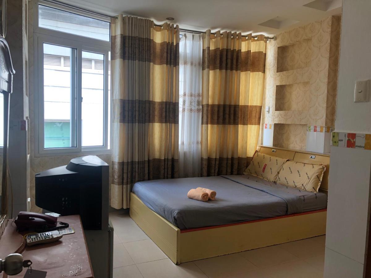 Expats Homestay Minh Quang โฮจิมินห์ซิตี้ ภายนอก รูปภาพ